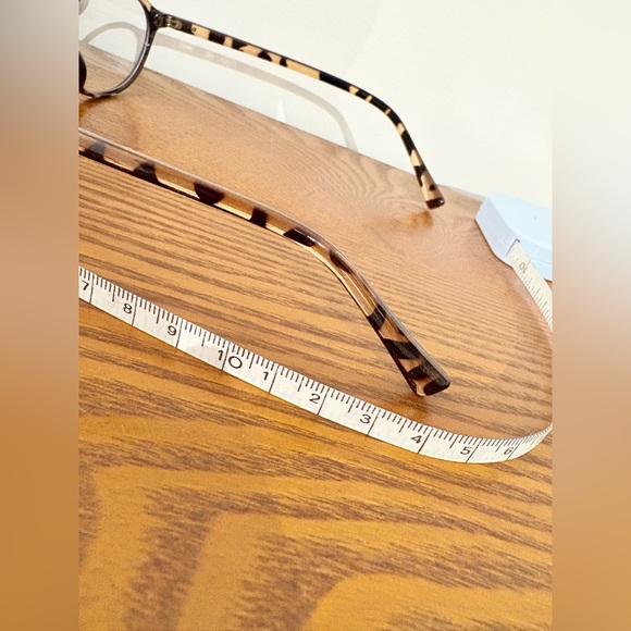 NWOT Iconic Tortoiseshell Round Frame - Picture 7 of 7